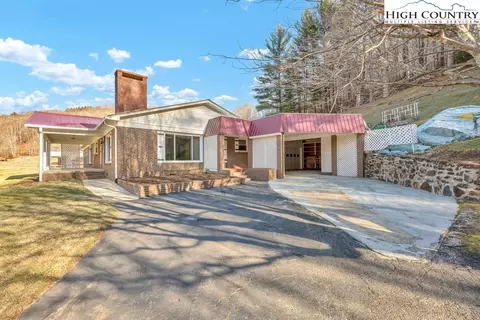 Exterior - 2578 Meat Camp Rd, Boone, NC 28607 photo 4 of 8