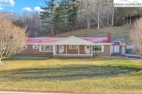 2578 Meat Camp Rd, Boone, NC 28607