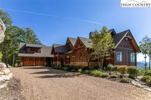 273 S Indian Rock Trl, Banner Elk, NC 28604