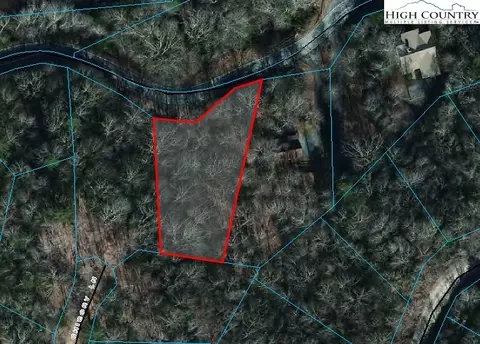 1463 Pine Ridge Rd, Beech Mountain, NC 28604 photo 2