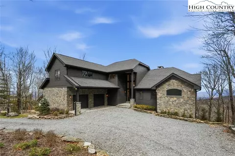 110 Pinnacle Ridge Rd, Beech Mountain, NC 28604