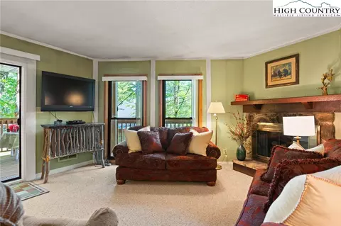 105 Hornbeam Rd #B4, Beech Mountain, NC 28604