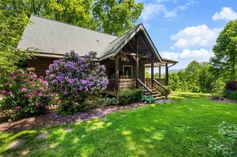 1284 River Breeze Dr, Creston, NC 28615