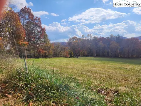 264 Holman Rd, Todd, NC 28684 photo 3