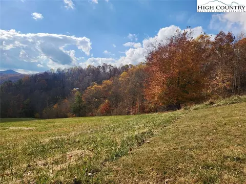 264 Holman Rd, Todd, NC 28684 photo 2