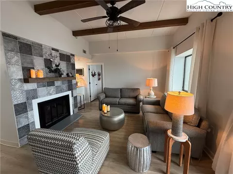 303 Sugar Top Dr #3-3325, Sugar Mountain, NC 28604