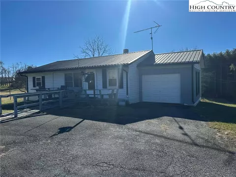 1620 Little Pine Rd, Ennice, NC 28623