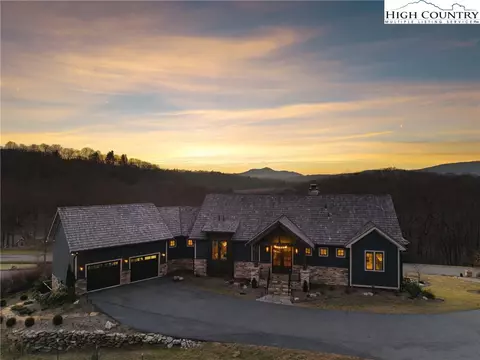 620 Firethorn Trl, Blowing Rock, NC 28605