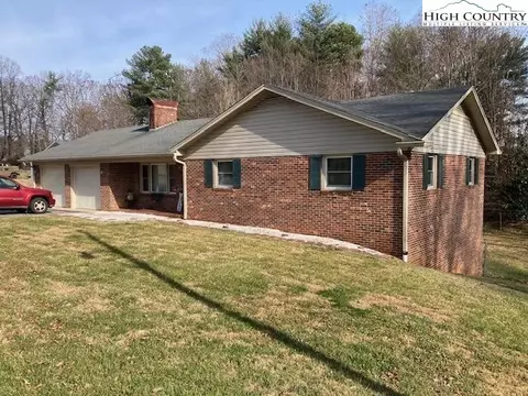 286 Raven Laurel Dr, Wilkesboro, NC 28697