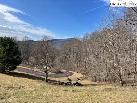 10 Jackson Ridge Rd, Boone, NC 28607 photo 4