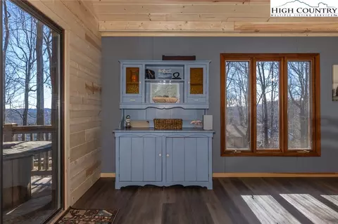 Dining - 468 E Horse Shoe Ridge Rd, Deep Gap, NC 28618 photo 3 of 3