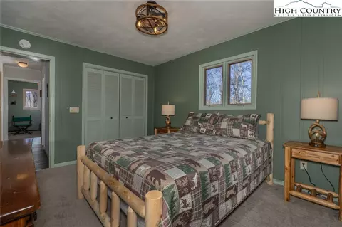 Bedroom - 468 E Horse Shoe Ridge Rd, Deep Gap, NC 28618 photo 5 of 7