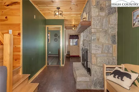 Entry Way - 468 E Horse Shoe Ridge Rd, Deep Gap, NC 28618 photo 1 of 2