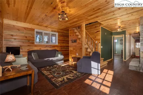 Living - 468 E Horse Shoe Ridge Rd, Deep Gap, NC 28618 photo 1 of 6