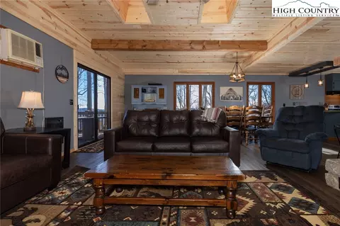 Living - 468 E Horse Shoe Ridge Rd, Deep Gap, NC 28618 photo 4 of 6
