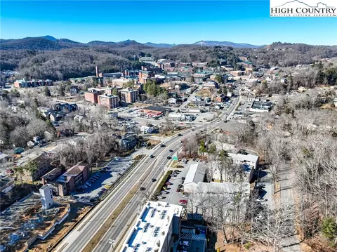 Other - 229 E King St #9, Boone, NC 28607 photo 4 of 12