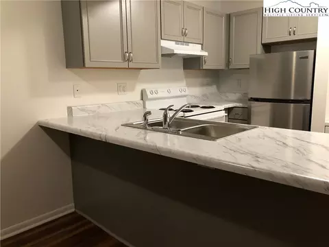 Kitchen - 229 E King St #9, Boone, NC 28607 photo 1 of 2