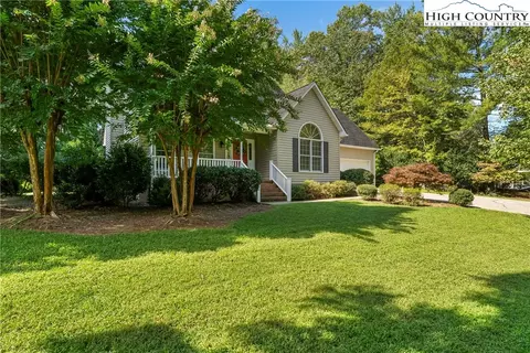 4617 Harbor View Ter, Morganton, NC 28655