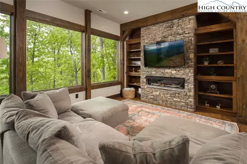 Living - 856 Ninebark Rd, Boone, NC 28607 photo 2 of 4