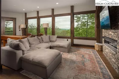 Living - 856 Ninebark Rd, Boone, NC 28607 photo 3 of 4
