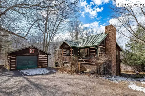 1540 Rich Mountain Rd, Zionville, NC 28698
