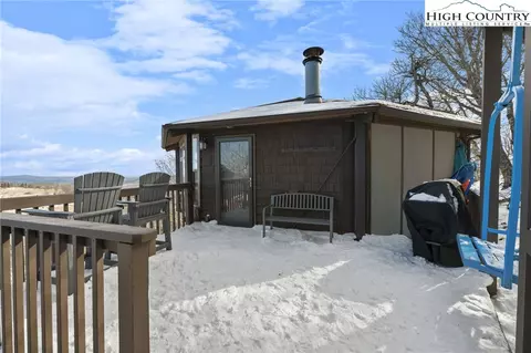 Exterior - 109 Skiloft Rd, Beech Mountain, NC 28604 photo 3 of 5