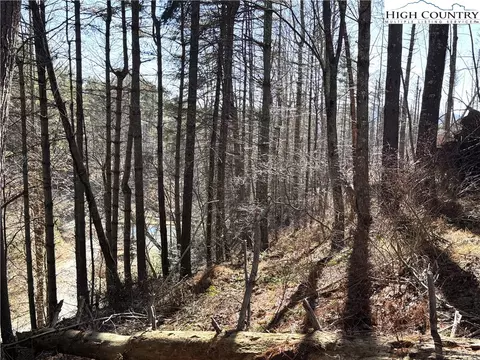 lot16 Woodlands Dr, Piney Creek, NC 28663