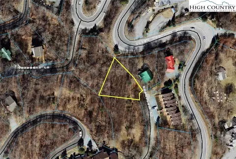 103 Snowplow Ln, Beech Mountain, NC 28604 photo 5