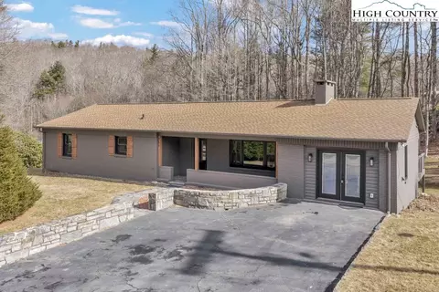 711 Possum Holw, Blowing Rock, NC 28605