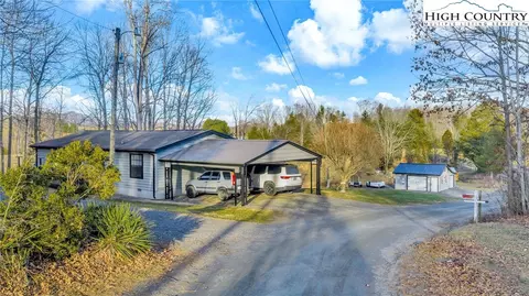 747 Nathans Creek School Rd, Crumpler, NC 28617