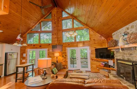 Living - 994 E Laurel Cir, Deep Gap, NC 28618 photo 1 of 11