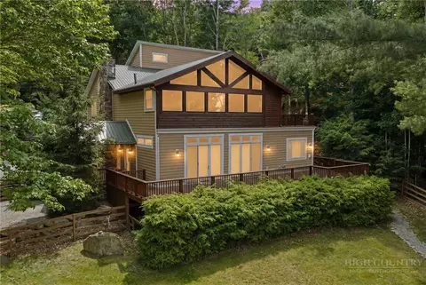 123 Saint Andrews Rd, Beech Mountain, NC 28604