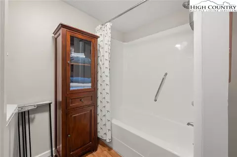 178 Fox Run, Sugar Mountain, NC 28604 photo 30