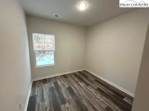 Bedroom - 5155 NE Mark Dr, Hickory, NC 28601 photo 2 of 10