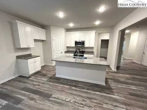 Kitchen - 5155 NE Mark Dr, Hickory, NC 28601 photo 2 of 3