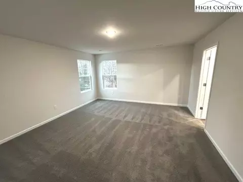 Bedroom - 5155 NE Mark Dr, Hickory, NC 28601 photo 3 of 10