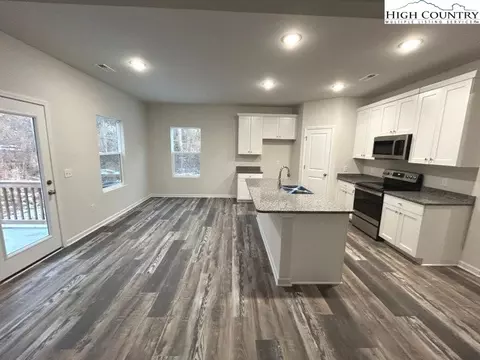 Kitchen - 5155 NE Mark Dr, Hickory, NC 28601 photo 1 of 3