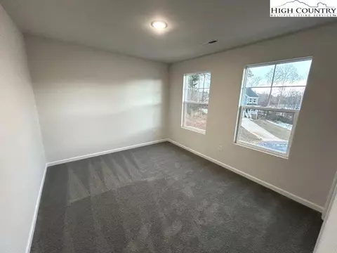 Bedroom - 5155 NE Mark Dr, Hickory, NC 28601 photo 5 of 10