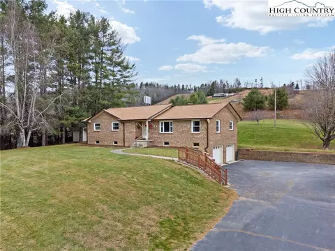 7143 Old Us 421 S, Deep Gap, NC 28618
