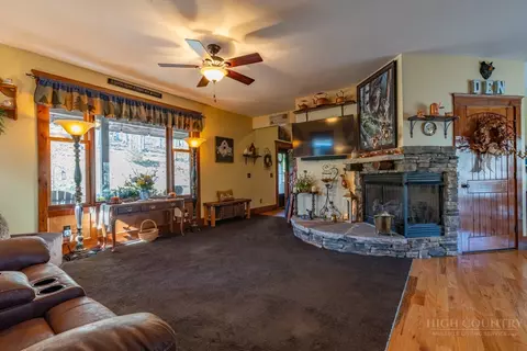 Living - 242 Wallace Xing, Todd, NC 28684 photo 2 of 4