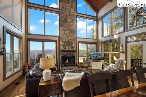 1155 Elk Ridge Rd, Ferguson, NC 28624