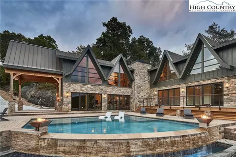 173 Scenic Vista Trl, Blowing Rock, NC 28605
