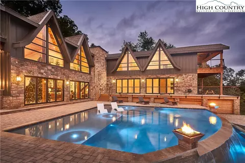 173 Scenic Vista Trl, Blowing Rock, NC 28605