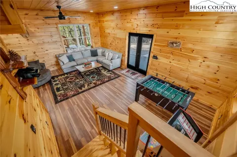 Living - 2533 Buck Mountain Rd, Purlear, NC 28665 photo 2 of 3