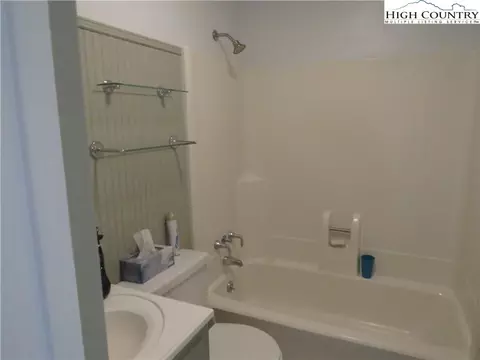 Bath - 296 Silo Rd, Sparta, NC 28675 photo 1 of 5