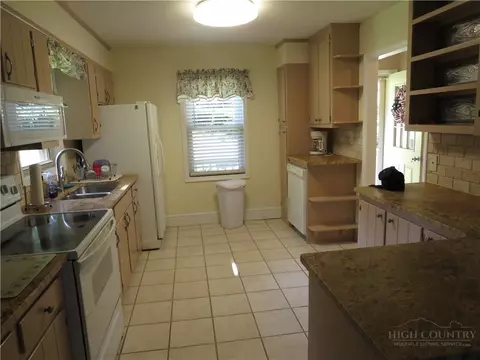 Kitchen - 296 Silo Rd, Sparta, NC 28675 photo 3 of 3