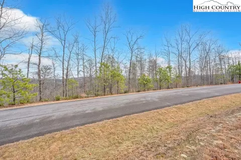 26 Lavender Ln, Ferguson, NC 28624 photo 11