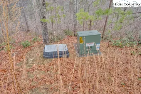 26 Lavender Ln, Ferguson, NC 28624 photo 8