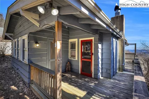 675 Old Johns River Rd, Blowing Rock, NC 28605