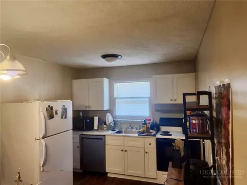 Kitchen - 134 Mac St #10, Boone, NC 28607 photo 2 of 3